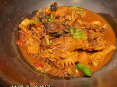 -挂旗柴锅鸡(蚌山区嘉年华店)