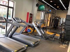 -Freedom Fitness私教健身俱乐部(徐虹北路店)