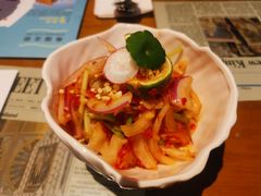 柠檬酸辣无骨凤爪-帕蓝·暹罗料理(曲阳店)