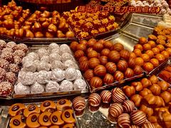 -Laderach 莱德拉(上海环贸iapm店)