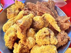 -BHC炸鸡(明洞总店)