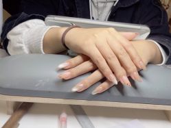 -UGIRL有个美甲