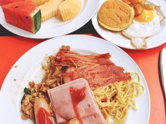 -曼谷湄南河畔华美达广场酒店