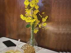 -阿瓦山寨·湘菜现炒·剁椒鱼头王(咸阳总店)