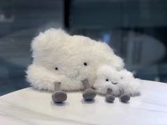 -微缤礼物(青岛海信广场店)