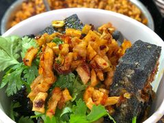 -黑色经典臭豆腐·湖南特产(坡子街店)