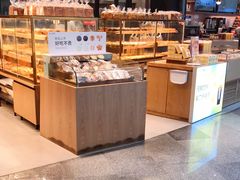 面包甜点陈列柜-Bread Talk 面包新语(荟聚店)
