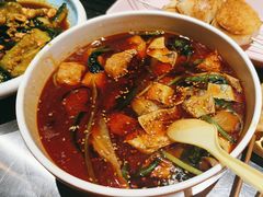 -依呀呀ktv烧烤小串(中山西路店)