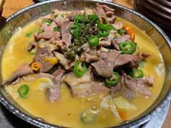 杀猪菜-吃饭皇帝大土家民族菜(正大广场店)