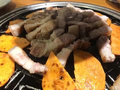 -唯成•韩国炭火烤肉 유성고기