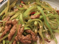 -西部马华清真兰州牛肉面·烧烤夜市(三里河店)
