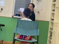 -星视野儿童近视弱视视力训练中心(富荟店)
