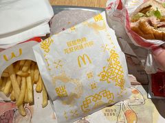 麦辣鸡腿堡套餐-麦当劳(中山公园龙之梦店)