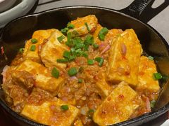蒜香火腿包浆豆腐-云海肴·汽锅鸡·云南菜(高德置地店)