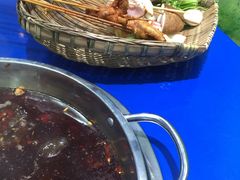-马路边边·成都串串(翠柏路店)