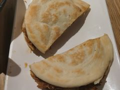 西安肉夹馍-秦香阁·西北家常菜(徐汇日月光中心店)