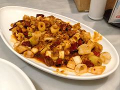 -渝信川菜 · 川味家常菜(财富购物中心店)