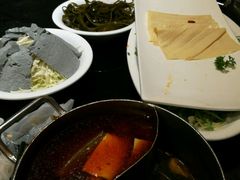 -小天鹅火锅·一线江景洪鼎旗舰店(洪崖洞店)