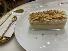 -法桐蛋糕·手作面包(万达公馆店)