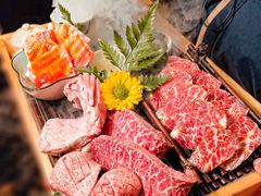 -铭牛烧肉·和牛海鲜自助(高新月牙湖店)