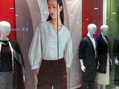 -优衣库(青岛伟东乐客城店)