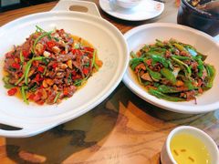 -爱碗亭·鲜炒湖南菜(壹城中心店)