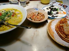 -大城小院饭店(博隆广场虹桥店)
