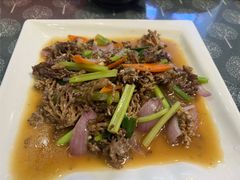 清炒龙爪菇-溪畔如家土菜馆