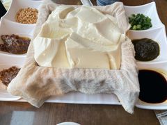-95号酱骨·一块豆腐(展春园西路店)