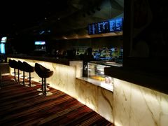 -上海滴水湖皇冠假日酒店