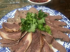 -阿鹏故事云南野生菌火锅(人民路店)