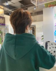 -FRIDAY星期五专业美发沙龙