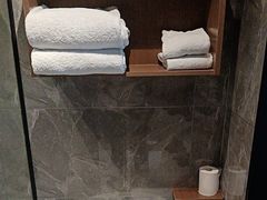 -丽辰酒店(深圳翻身地铁站店)