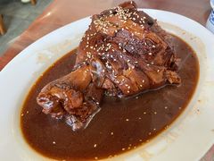 -巷子深菜馆·津门肘子(滨海店)