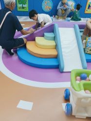 -孩子王童乐园(马群店)