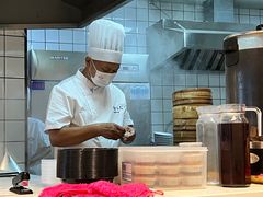 -馋三尺蟹粉小笼(人民广场店)