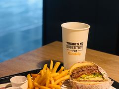 -The Habit Burger Grill 哈比特汉堡(复兴soho店)