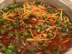 -兔行天下-鸿鹤鲜锅兔(中海国际店)