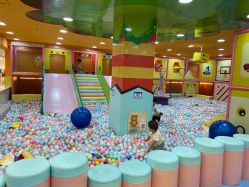 -宝贝渡口儿童游乐园(华南安盛店)