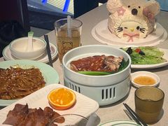 -雍哲港式餐厅(现代广场店)