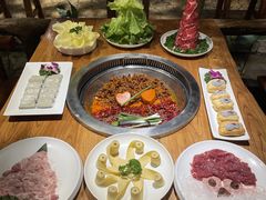 -城墙拐拐火锅(三峡广场黑金冠店)
