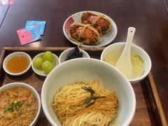 -蟹上黄·蟹黄面·江南糖水(人民广场店)