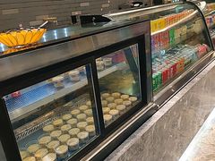 面包甜点陈列柜-瑞安辰茂阳光酒店自助餐