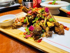 -魏铭鱼头捞饭(晋阳路店)