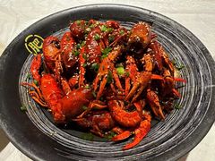 -肥肥虾庄·金牌油焖大虾(首义路店)