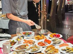 -四海一家自助餐(益田假日广场店)