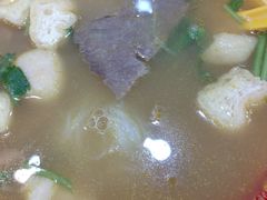 油豆腐牛肉粉丝汤（咖喱）-小杨生煎(乐坊虹井店)