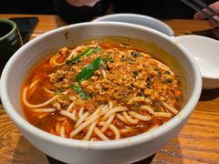 小锅米线-云海肴·汽锅鸡·云南菜(天山百盛优客店)