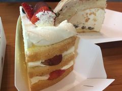 招牌鲜果-EVERNAKED裸蛋糕(SOHO天山店)
