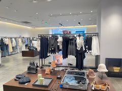 -URBAN REVIVO(青特万达广场店)